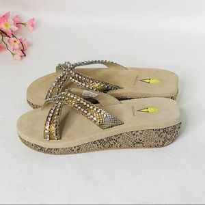 Volatile leather upper women’s sandals size:10